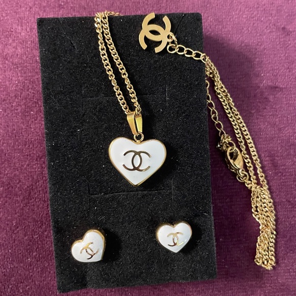 Authentic Repurposed Necklace and Earrings set - Picture 4 of 8